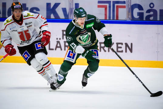 Örebros Gustav Backström och Färjestads  Daniel Viksten