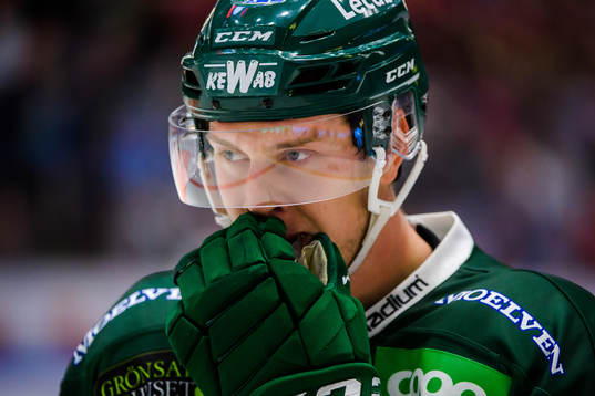 Färjestads  Victor Ejdsell deppar