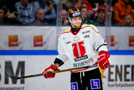 Örebros Aaron Irving