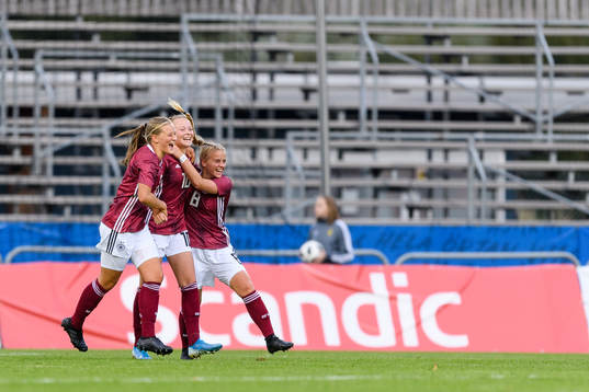 Tysklands spelare jublar