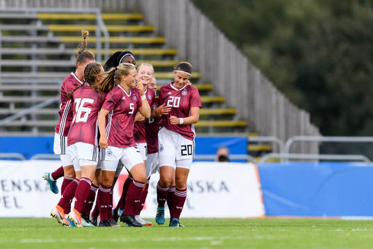 Tysklands spelare jublar