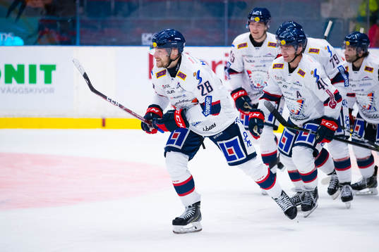 Linköpings Jaakko Rissanen jublar