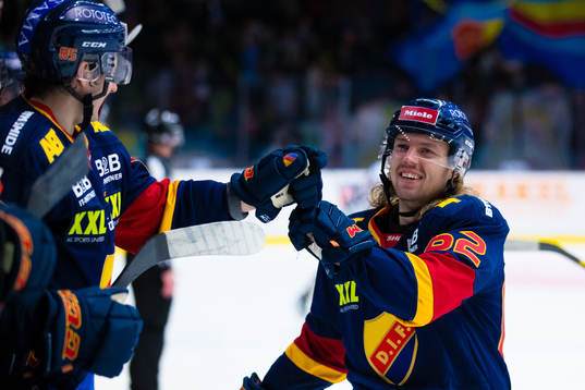 Djurgårdens Manuel Ågren jublar