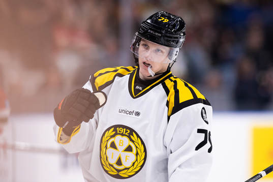Brynäs Daniel Mannberg jublar