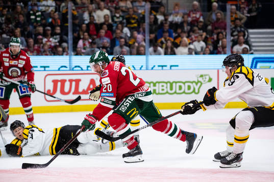 Frölundas Joel Lundqvist och Brynäs Lukas Zetterberg