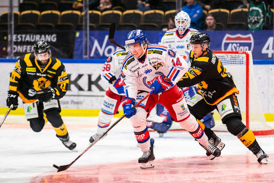 Oskarshamns Pontus Netterberg och Skellefteå Robin Alvarez