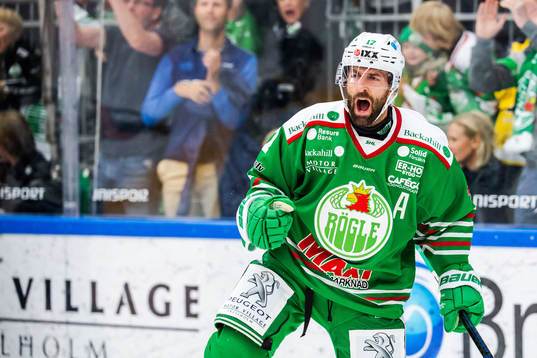 Rögles Taylor Matson jublar