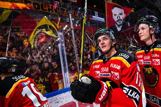 Luleås Isac Brännström och Jonas Berglund jublar