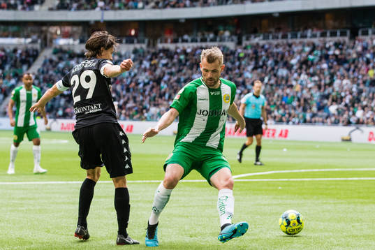 IFK Göteborgs Lasse Vibe och Hammarbys Mads Fenger Nielsen