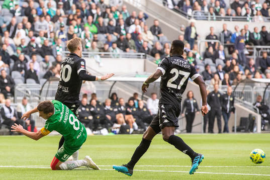 Hammarbys Jeppe Andersen och IFK Göteborgs Victor