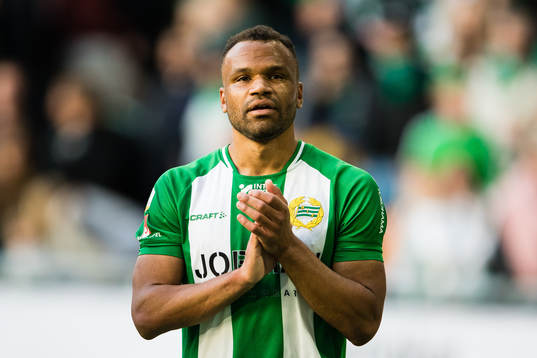 Hammarbys Serge-Junior Martinsson Ngouali tackar publiken