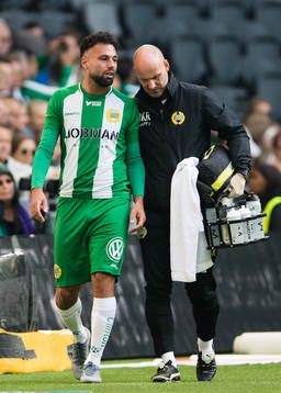 Hammarbys Imad Khalili tvingas kliva av med en befarad skada