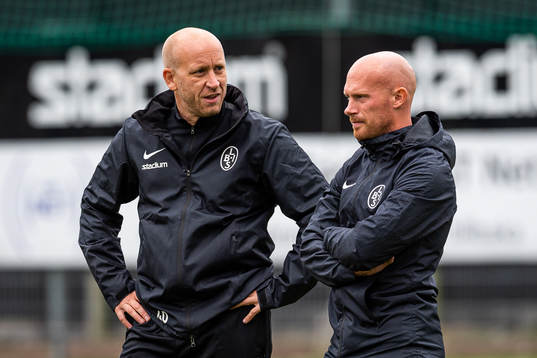 Landskronas tränare Billy Magnusson och assisterande