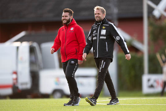 Ole Martin Nesselquist, head coach of Strømmen, and Joey