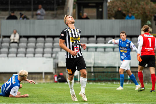 Landskronas Linus Olsson deppar