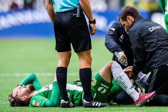 Hammarbys Simon Sandberg får vård