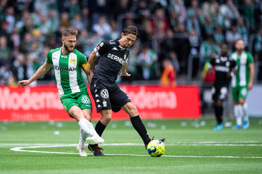 Hammarbys Mats Solheim och IFK Göteborgs Lasse Vibe