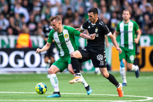 Hammarbys Mads Fenger Nielsen och IFK Göteborgs Giorgi