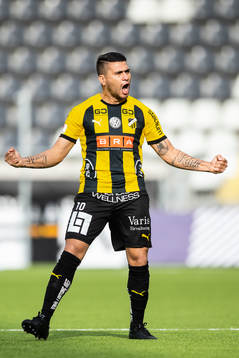 Häckens Paulinho jublar