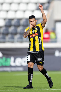 Häckens Paulinho jublar