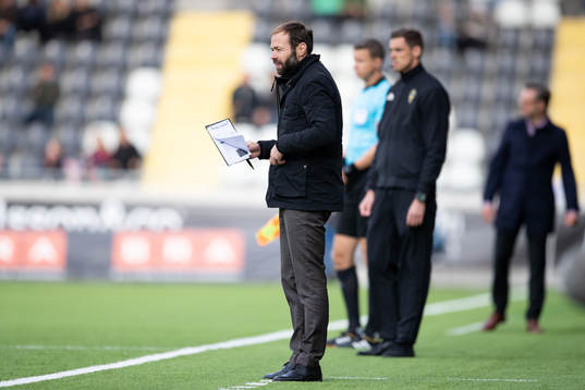 Häckens tränare Andreas Alm