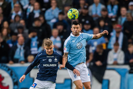 IFK Norrköpings Christoffer Nyman och Malmö FFs Behrang
