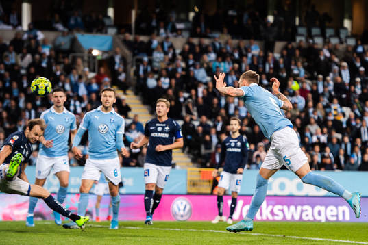 Malmö FFs Sören Rieks gör 1-0
