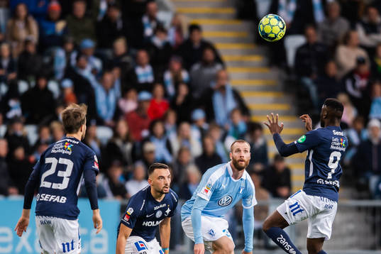 Malmö FFs Jo Inge Berget och IFK Norrköpings Maic Sema