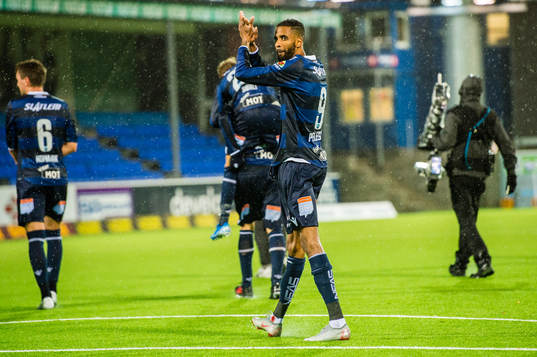 Amahl William Pellegrino of Kristiansund celebrates