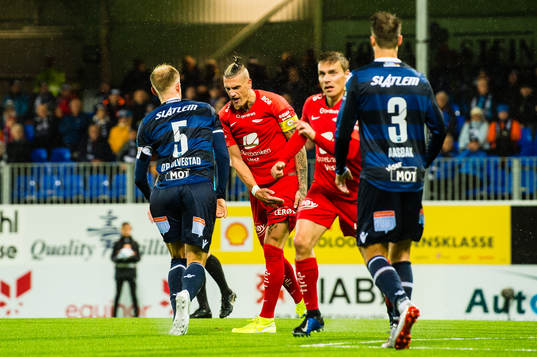 Vito Wormgoor of Brann reacts
