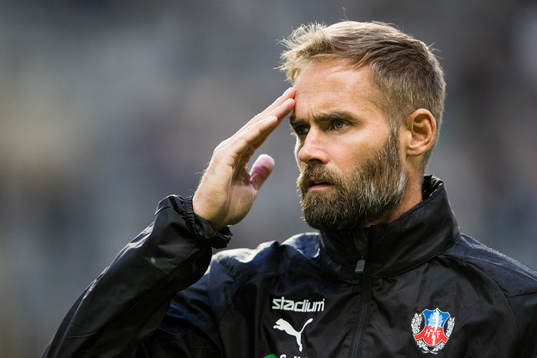 Helsingborgs tränare Olof Mellberg innan fotbollsmatchen i