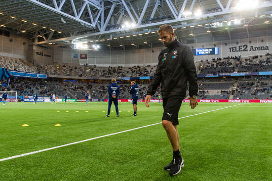 Helsingborgs tränare Olof Mellberg innan fotbollsmatchen i
