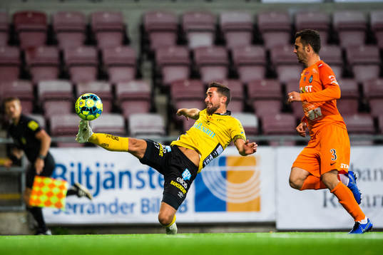 Elfsborgs Frederik Holst och AFC Eskilstunas Kadir Hodzic