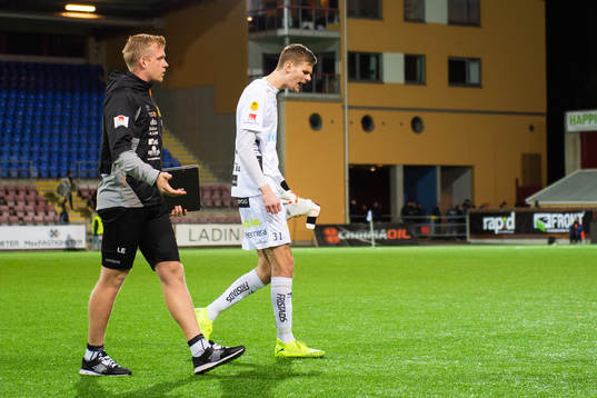 Elfsborgs målvakt Tim Rönning deppar