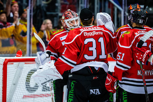 Örebros målvakt Dominik Furch och målvakt Jonas Arntzen