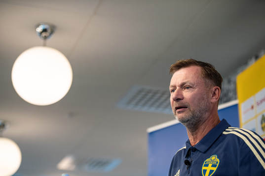Peter Gerhardsson, förbundskapten för damlandslaget