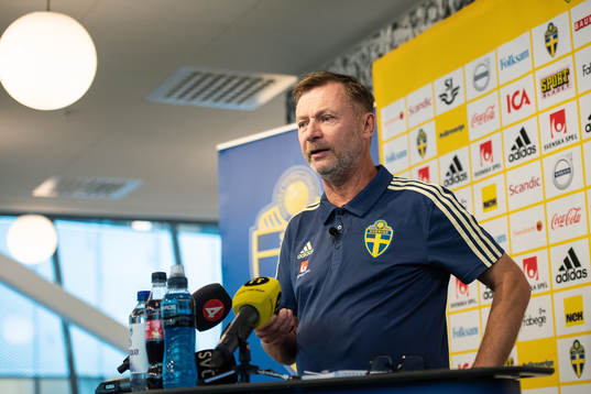 Peter Gerhardsson, förbundskapten för damlandslaget