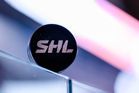 Matchpuck före ishockeymatchen i SHL mellan Växjö och