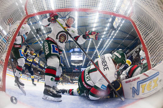 s Christian Sandberg vid en situation där HV71 fick ett
