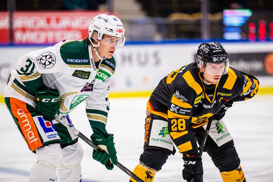 Färjestads  Carl Jakobsson och Skellefteås Jesper Frödén