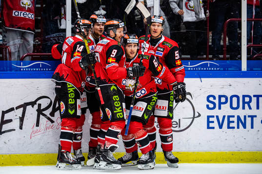 Malmö Redhawks Konstantin Komarek jublar