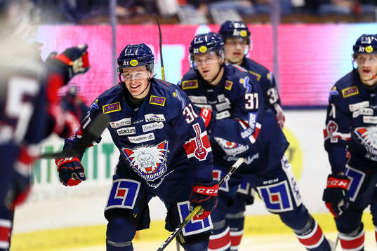 Linköpings Olle Lycksell jublar