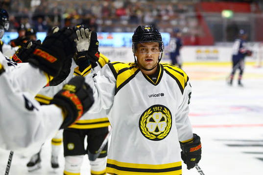 Brynäs Jaedon Descheneau jublar