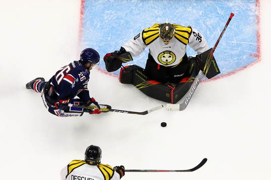 Linköpings Hampus Larsson  gör mål 4-3 i sudden death