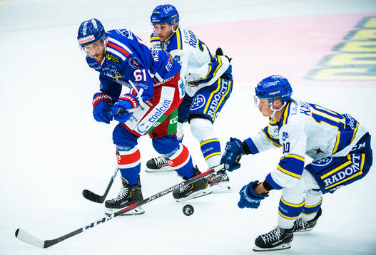 Oskarshamns Emil Wahlberg samt Leksands Martin Karlsson och