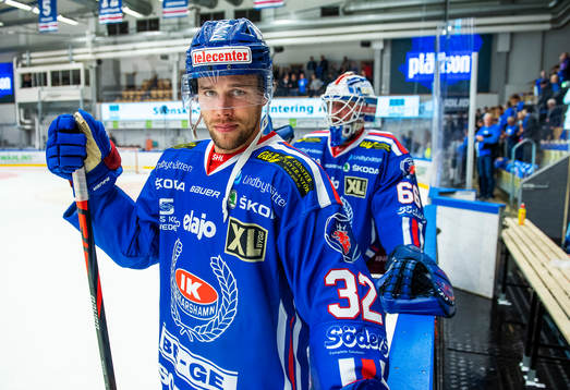 Oskarshamns Markus Modigs och målvakt Tex Williamsson