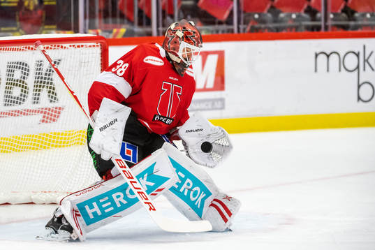 Örebros målvakt Dominik Furch