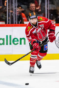 Örebros Aaron Irving