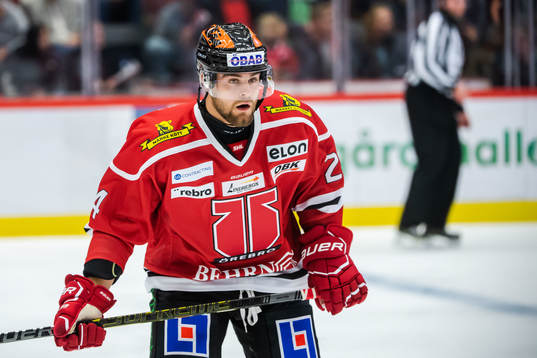 Örebros Aaron Irving