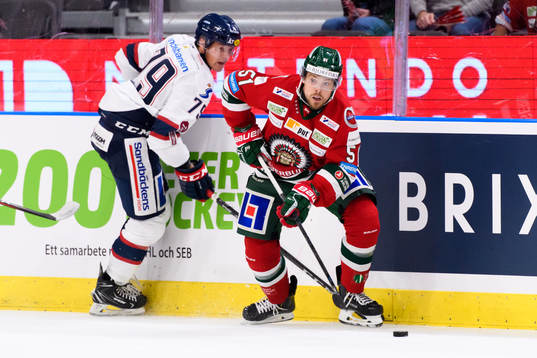  Linköpings Patrik Lundh och Frölundas Mats Rosseli Olsen